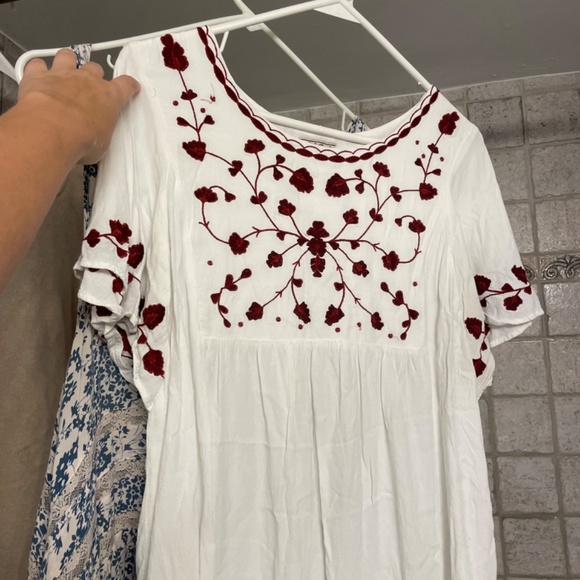 Lucky Brand Blouse, Bohemian Style with embroidery - Picture 3 of 13